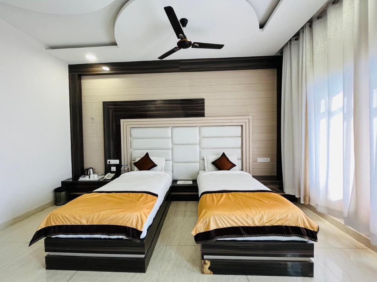 The Grand Lajja - All Staff Vaccinated Hotel Bahadrabad Exterior foto